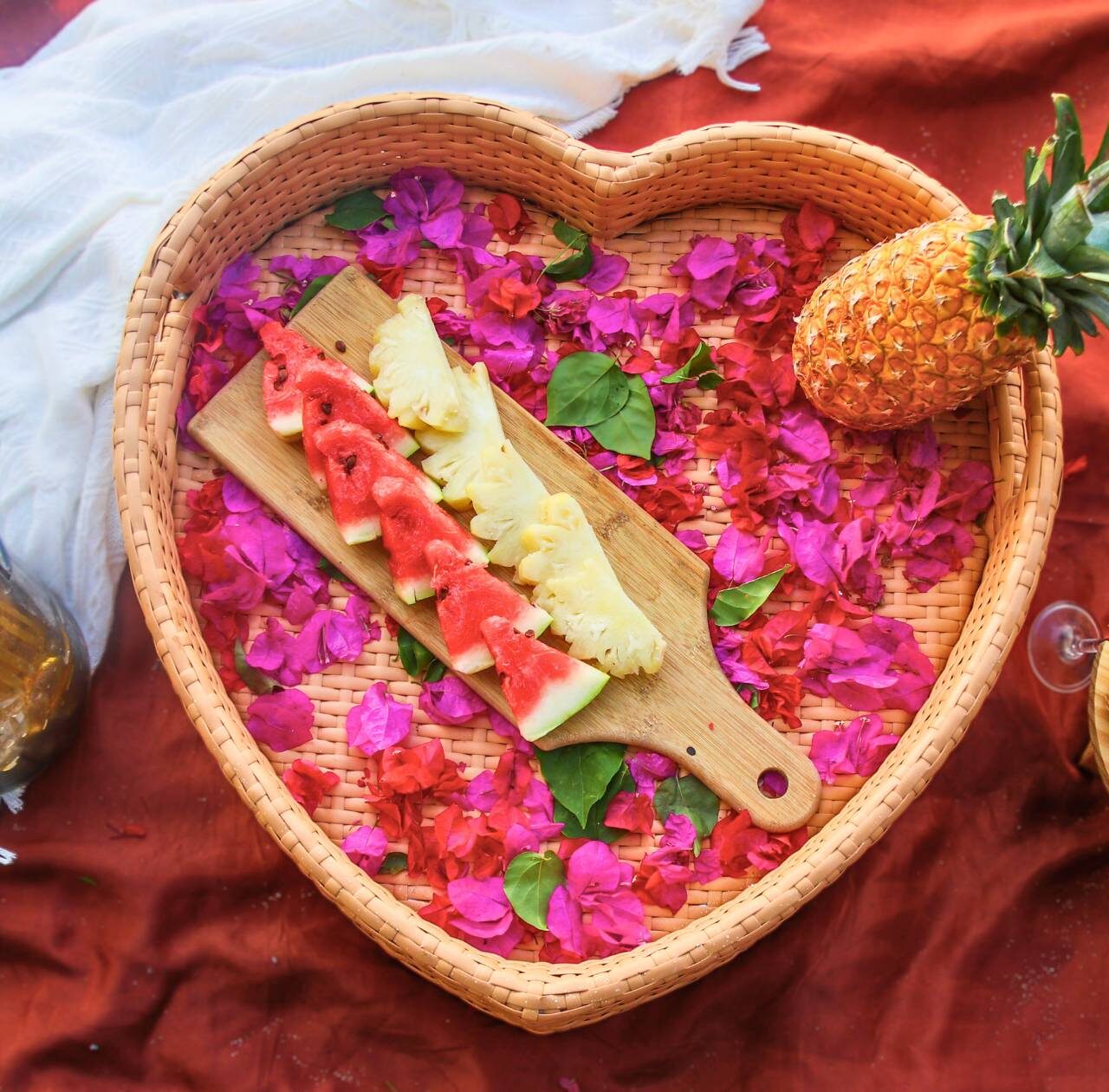 Beachside Picnic and Clear Kayak Photoshoot